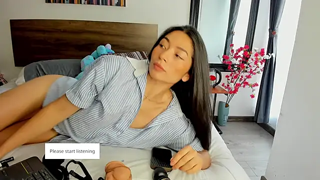 Snapshot of Ginebraa_Saenz chatting on 25, 9, 2025 Ginebraa Saenz online show from 25, 9, 2025