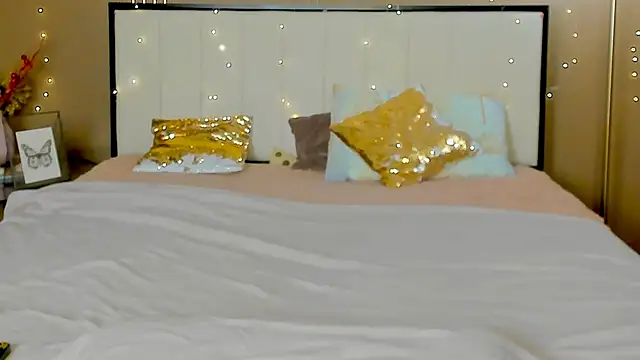 mailymilf online show from 15, 3, 2026