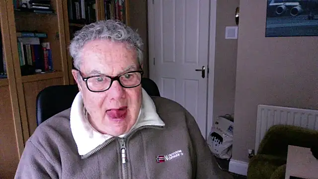 Snapshot of Oldpistolpete chatting on 5, 1, 2025 Oldpistolpete online show from 5, 1, 2025