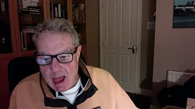 Snapshot of Oldpistolpete chatting on 16, 1, 2025 Oldpistolpete online show from 16, 1, 2025