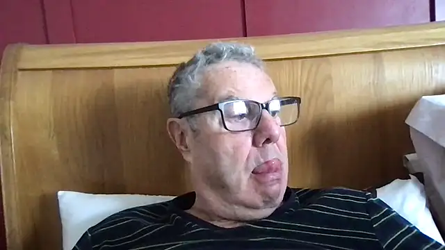 Snapshot of Oldpistolpete chatting on 21, 3, 2025 Oldpistolpete online show from 21, 3, 2025