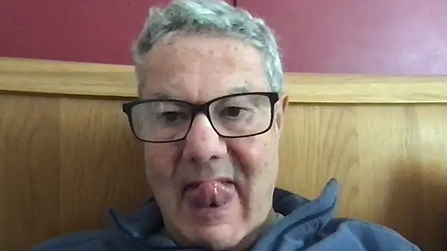 Snapshot of Oldpistolpete chatting on 16, 9, 2025 Oldpistolpete online show from 16, 9, 2025