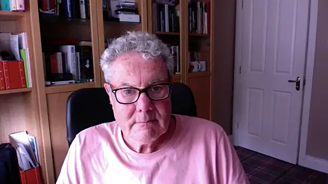 Snapshot of Oldpistolpete chatting on 8, 10, 2025 Oldpistolpete online show from 8, 10, 2025