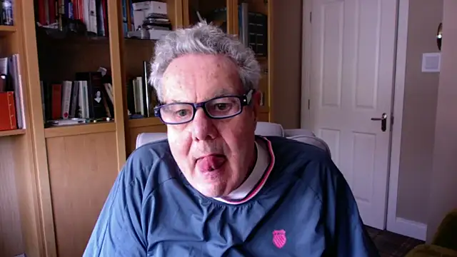 Snapshot of Oldpistolpete chatting on 19, 3, 2026 Oldpistolpete online show from 19, 3, 2026