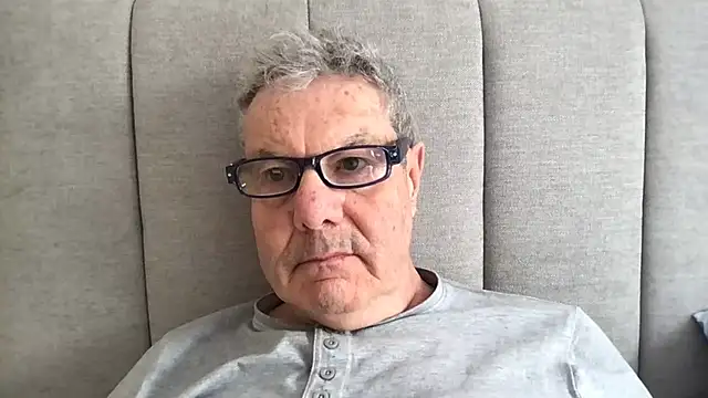 Snapshot of Oldpistolpete chatting on 30, 3, 2026 Oldpistolpete online show from 30, 3, 2026