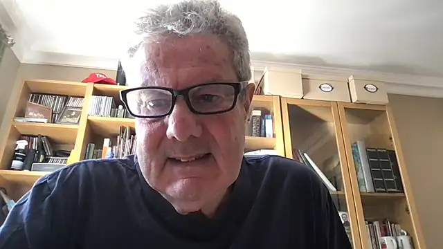 Snapshot of Oldpistolpete chatting on 19, 4, 2026 Oldpistolpete online show from 19, 4, 2026
