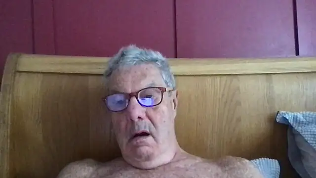 Snapshot of Oldpistolpete chatting on 30, 6, 2026 Oldpistolpete online show from 30, 6, 2026