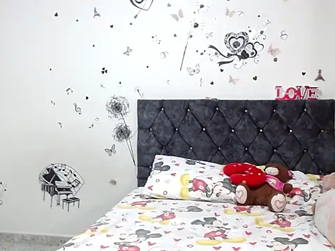 Cleo bigboobs online show from 29, 7, 2026
