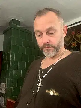 Snapshot of GHsveter chatting on 20, 10, 2025 GHsveter online show from 20, 10, 2025