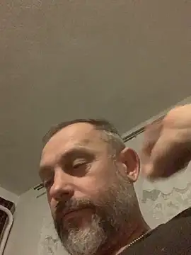 Snapshot of GHsveter chatting on 3, 11, 2025 GHsveter online show from 3, 11, 2025