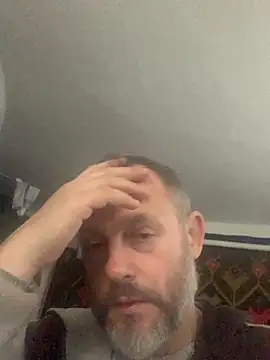 Snapshot of GHsveter chatting on 8, 11, 2025 GHsveter online show from 8, 11, 2025