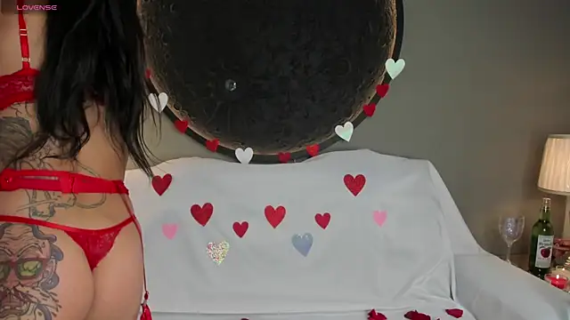 miss vaiolette online show from 14, 2, 2025