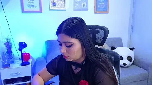 annylouis online show from 7, 11, 2025