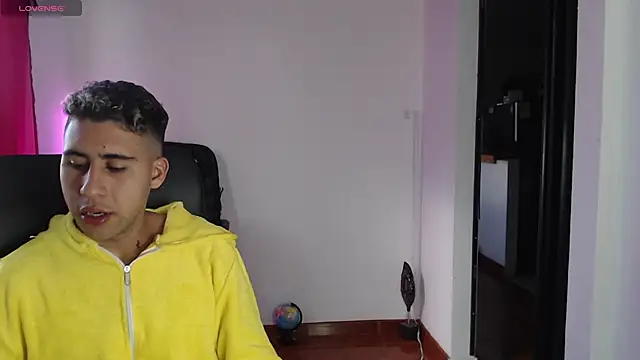 Snapshot of Daiki_Jack chatting on 9, 1, 2025 Daiki Jack online show from 9, 1, 2025