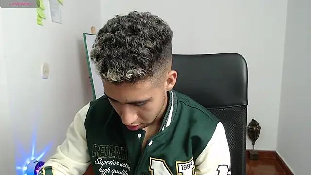 Snapshot of Daiki_Jack chatting on 12, 1, 2025 Daiki Jack online show from 12, 1, 2025