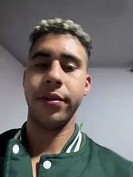 Snapshot of Daiki_Jack chatting on 12, 1, 2025 Daiki Jack online show from 12, 1, 2025