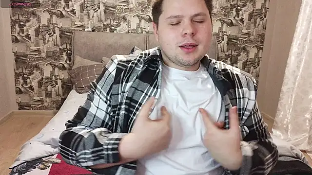 Snapshot of Volshebnik130_ chatting on 12, 1, 2026 Volshebnik130 online show from 12, 1, 2026