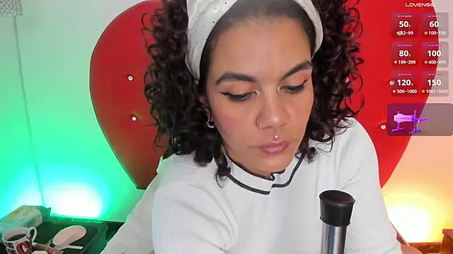 nicolette rock online show from 25, 11, 2025