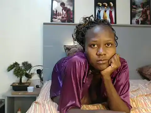 Snapshot of CandyLovesU2 chatting on 17, 2, 2025 CandyLovesU2 online show from 17, 2, 2025