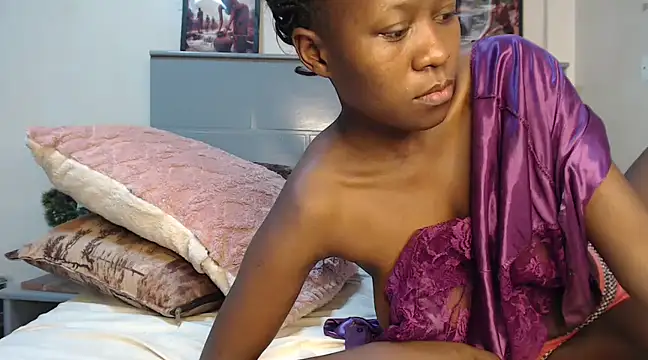 Snapshot of CandyLovesU2 chatting on 5, 3, 2025 CandyLovesU2 online show from 5, 3, 2025