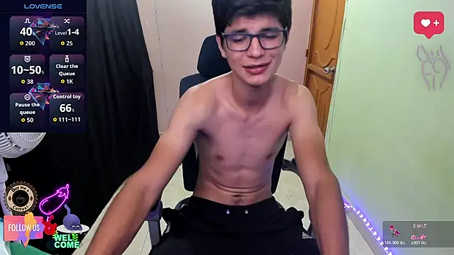 Snapshot of GoldenProject chatting on 31, 10, 2025 GoldenProject online show from 31, 10, 2025