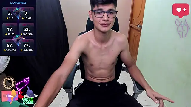 Snapshot of GoldenProject chatting on 22, 11, 2025 GoldenProject online show from 22, 11, 2025