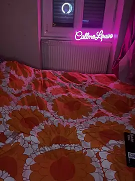 callmelouve online show from 2, 2, 2025