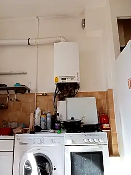 callmelouve online show from 2, 10, 2025