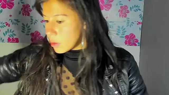 Snapshot of sandyquinnxx chatting on 11, 11, 2025 sandyquinnxx online show from 11, 11, 2025