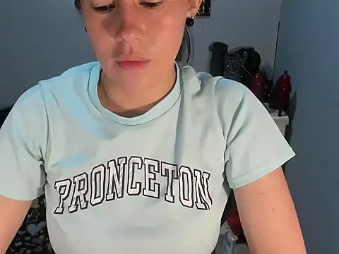 sandyquinnxx online show from 8, 4, 2026