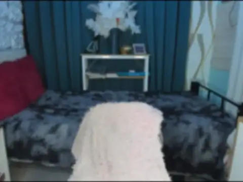 Laura yourhottestbabe123 online show from 20, 2, 2026