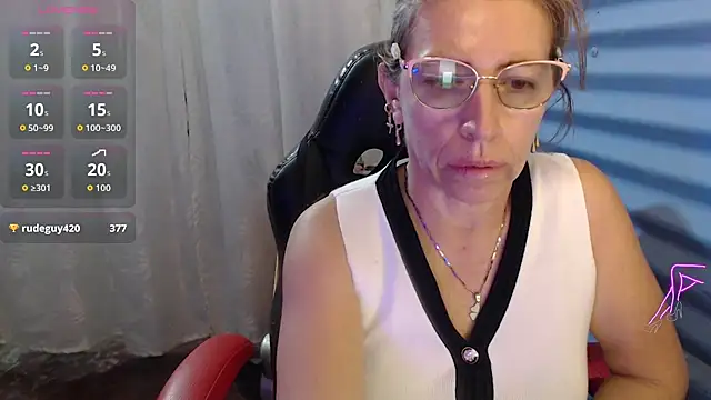 Chayla Ruiz online show from 29, 5, 2026