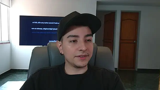 Jhoan saenz online show from 8, 11, 2025