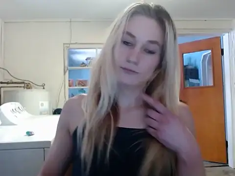 Snapshot of missymilf chatting on 10, 1, 2025 missymilf online show from 10, 1, 2025