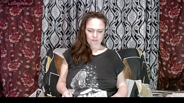 EmilyDoth online show from 2, 11, 2025