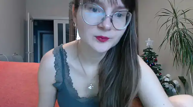 KiraGoldens online show from 31, 1, 2025