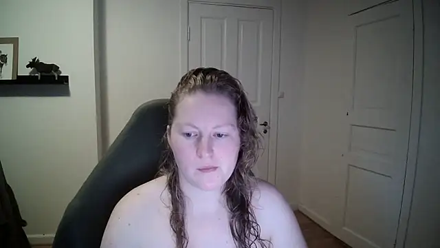 Snapshot of Girlnina-1995 chatting on 31, 12, 2024 Girlnina-1995 online show from 31, 12, 2024