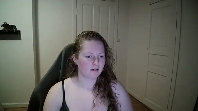 Snapshot of Girlnina-1995 chatting on 7, 1, 2025 Girlnina-1995 online show from 7, 1, 2025