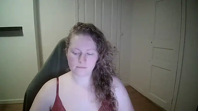 Snapshot of Girlnina-1995 chatting on 13, 1, 2025 Girlnina-1995 online show from 13, 1, 2025