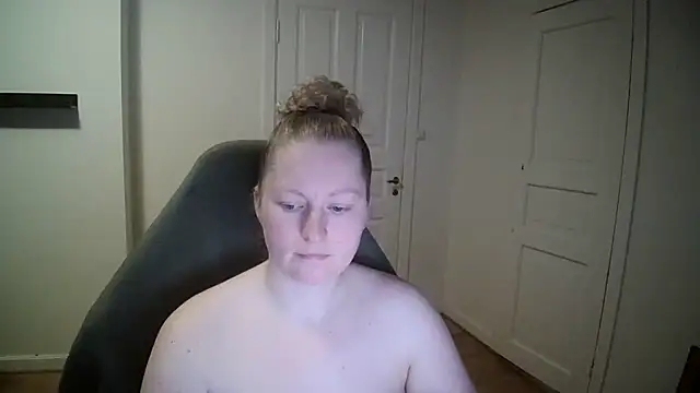 Snapshot of Girlnina-1995 chatting on 26, 1, 2025 Girlnina-1995 online show from 26, 1, 2025