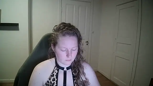 Snapshot of Girlnina-1995 chatting on 28, 1, 2025 Girlnina-1995 online show from 28, 1, 2025