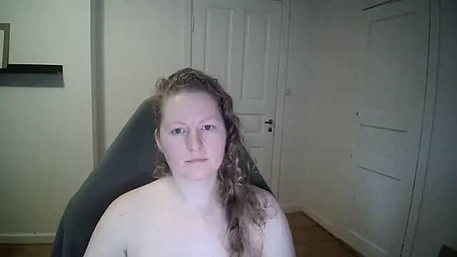 Snapshot of Girlnina-1995 chatting on 3, 2, 2025 Girlnina-1995 online show from 3, 2, 2025