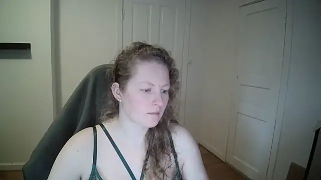 Snapshot of Girlnina-1995 chatting on 7, 2, 2025 Girlnina-1995 online show from 7, 2, 2025