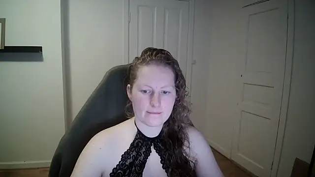 Snapshot of Girlnina-1995 chatting on 25, 2, 2025 Girlnina-1995 online show from 25, 2, 2025