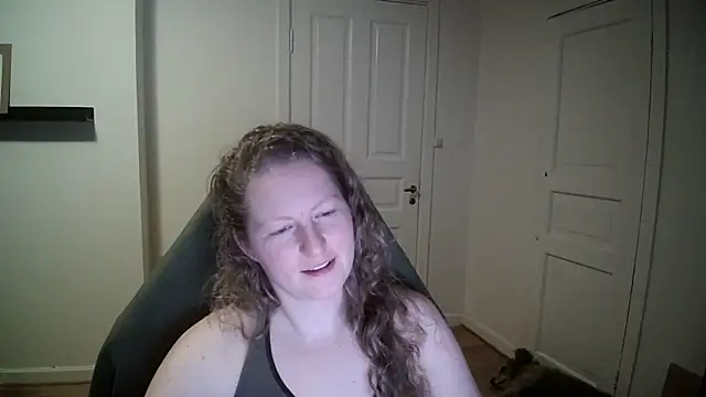 Snapshot of Girlnina-1995 chatting on 3, 3, 2025 Girlnina-1995 online show from 3, 3, 2025