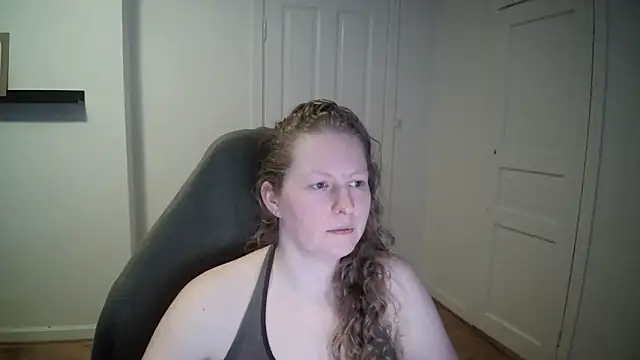 Snapshot of Girlnina-1995 chatting on 17, 3, 2025 Girlnina-1995 online show from 17, 3, 2025