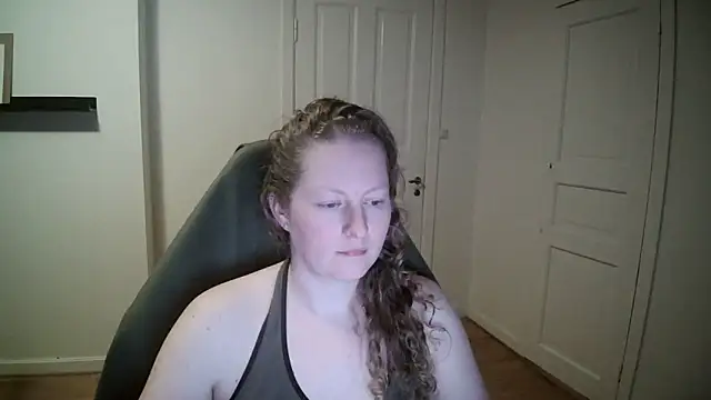 Snapshot of Girlnina-1995 chatting on 17, 3, 2025 Girlnina-1995 online show from 17, 3, 2025