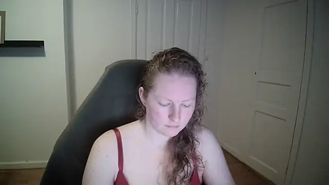 Snapshot of Girlnina-1995 chatting on 18, 3, 2025 Girlnina-1995 online show from 18, 3, 2025