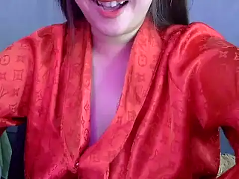 Bee 2k online show from 9, 2, 2025