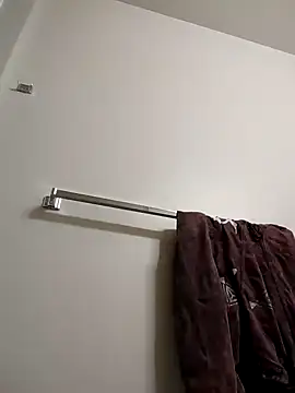 eatmeplease44 online show from 4, 2, 2025